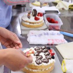 デコレーションケーキ作り　お菓子教室